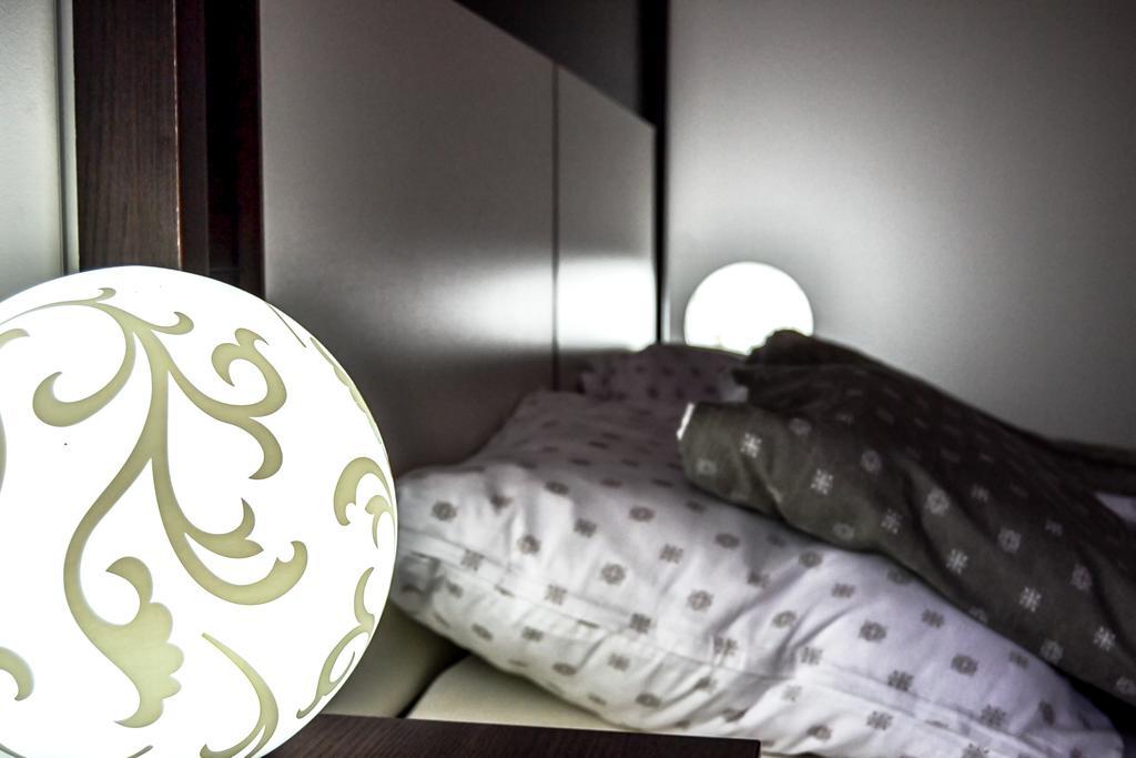 Modena Apartments โนวีซาด ห้อง รูปภาพ